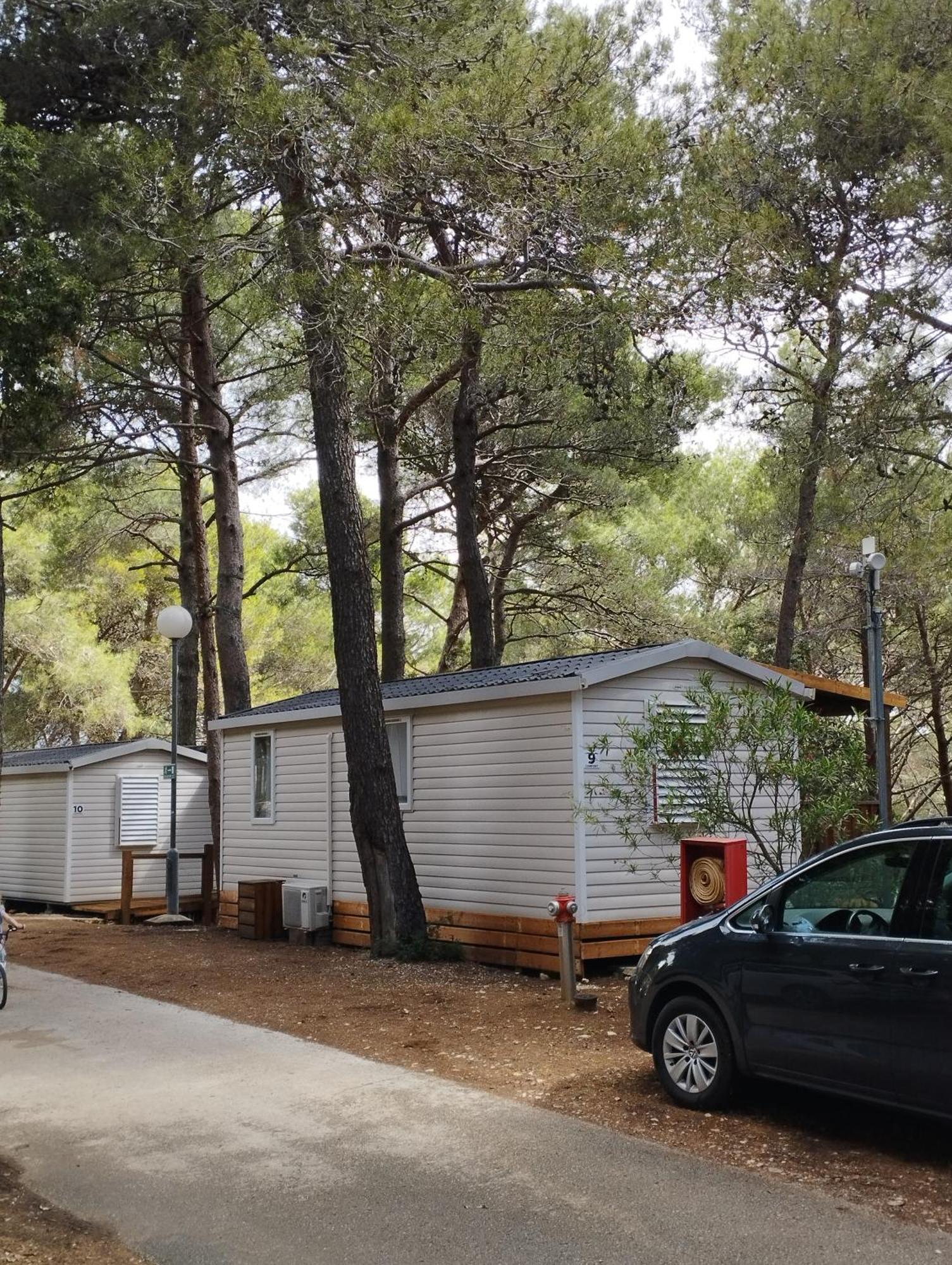 Mobile Homes Pine Sea บานโจเล ภายนอก รูปภาพ